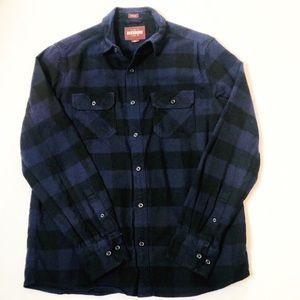 Men’s Plaid Flannel Shirt Button down